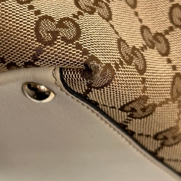 Gucci GG Interlock Tote - Picture 12 of 16